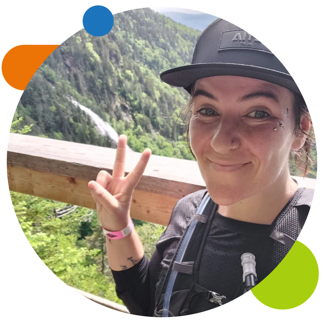 Marie-Elen, intervenante plancher et responsable de l’animation à la Maison des jeunes de Pont-Rouge